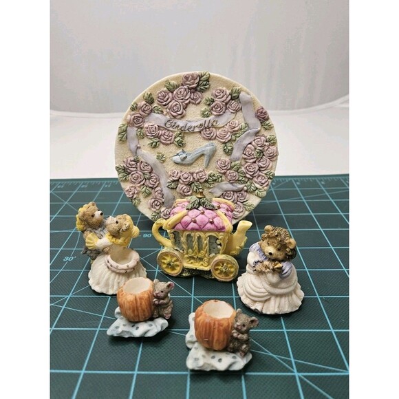 Vintage Cinderella 1996 Popular Imports Mini Resin Tea set - Picture 2 of 16
